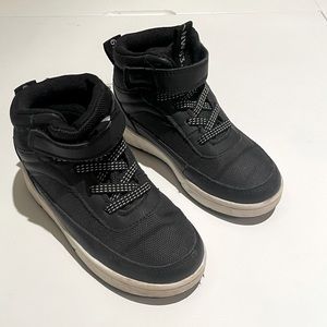 H&M toddler High Tops. Black Size Toddler 9.5